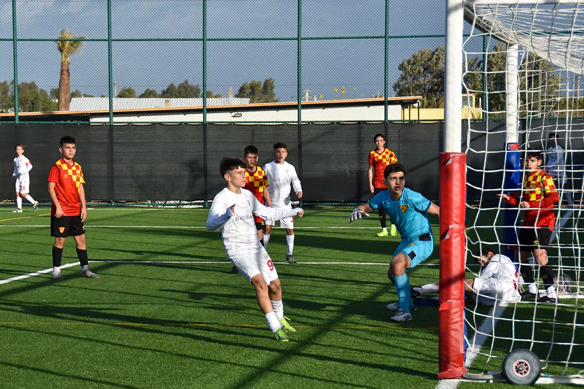 GÖZTEPE U13 TAKIMI İLE ÖZEL MAÇ